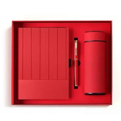 Súprava notebookov s perami
